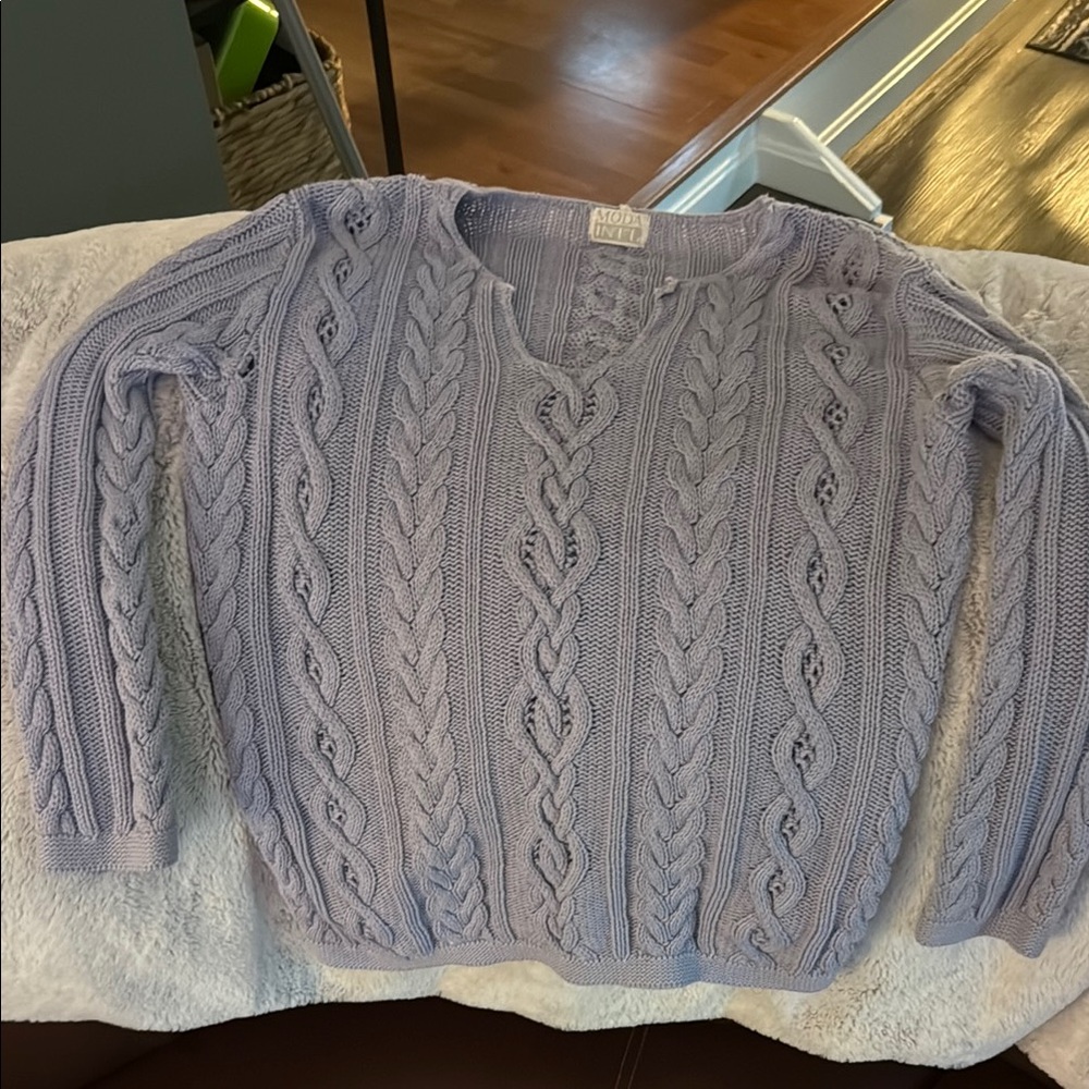 Moda Purple V-Neck Sweater Cable Knit